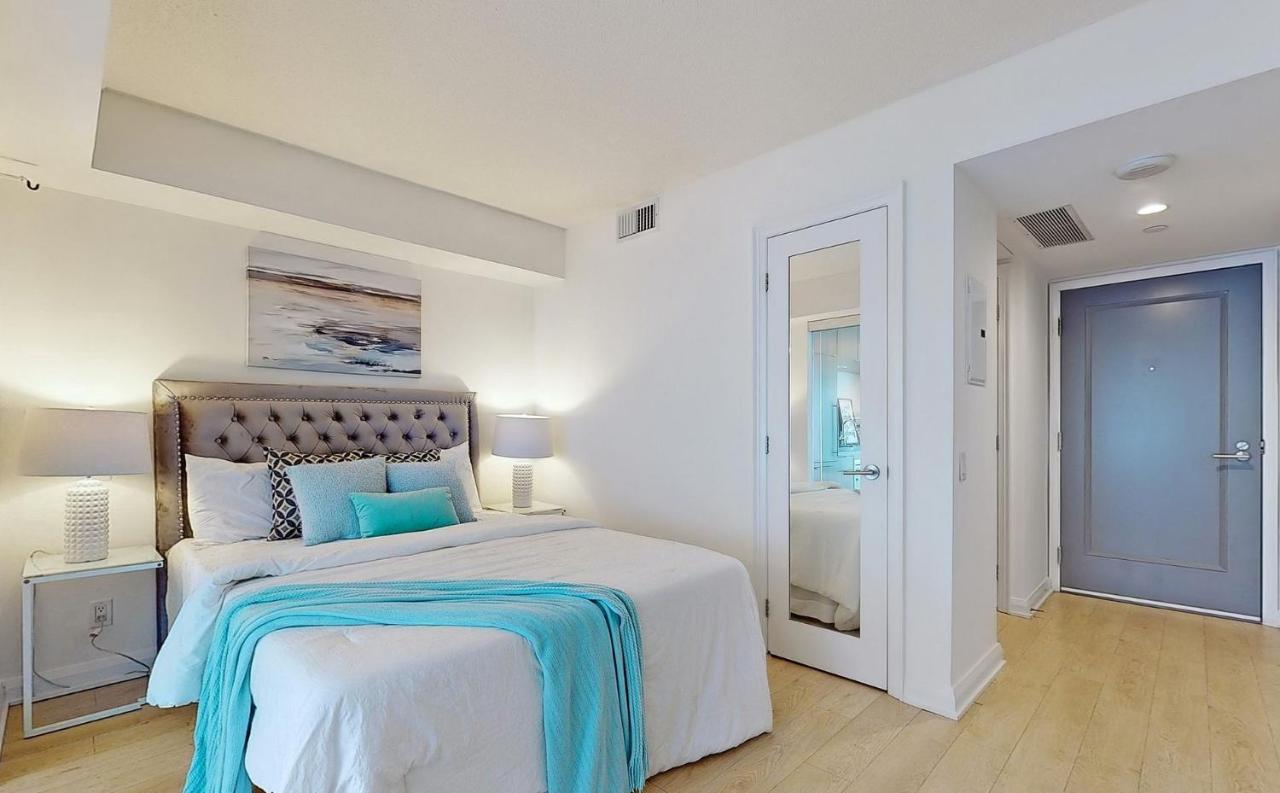 University Of Toronto Utsg Suites Экстерьер фото