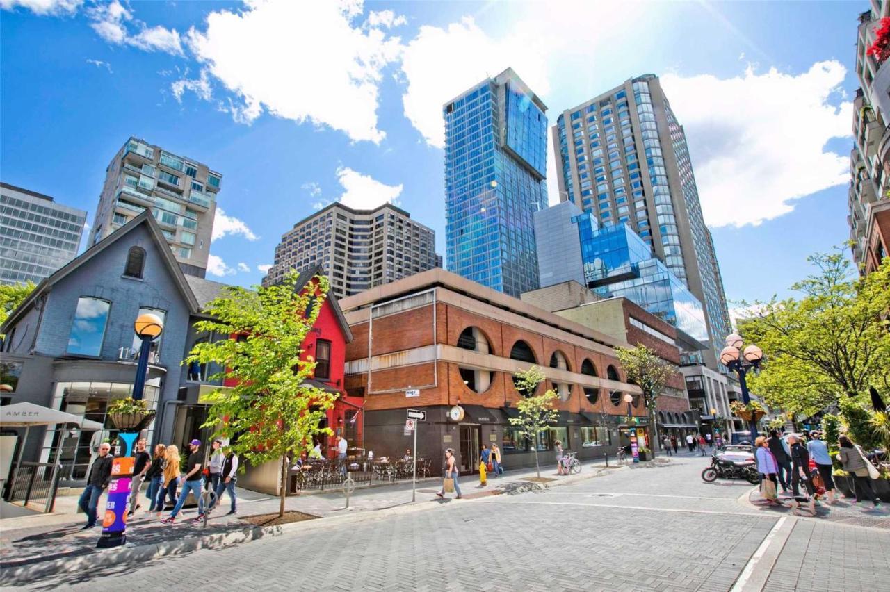 University Of Toronto Utsg Suites Экстерьер фото