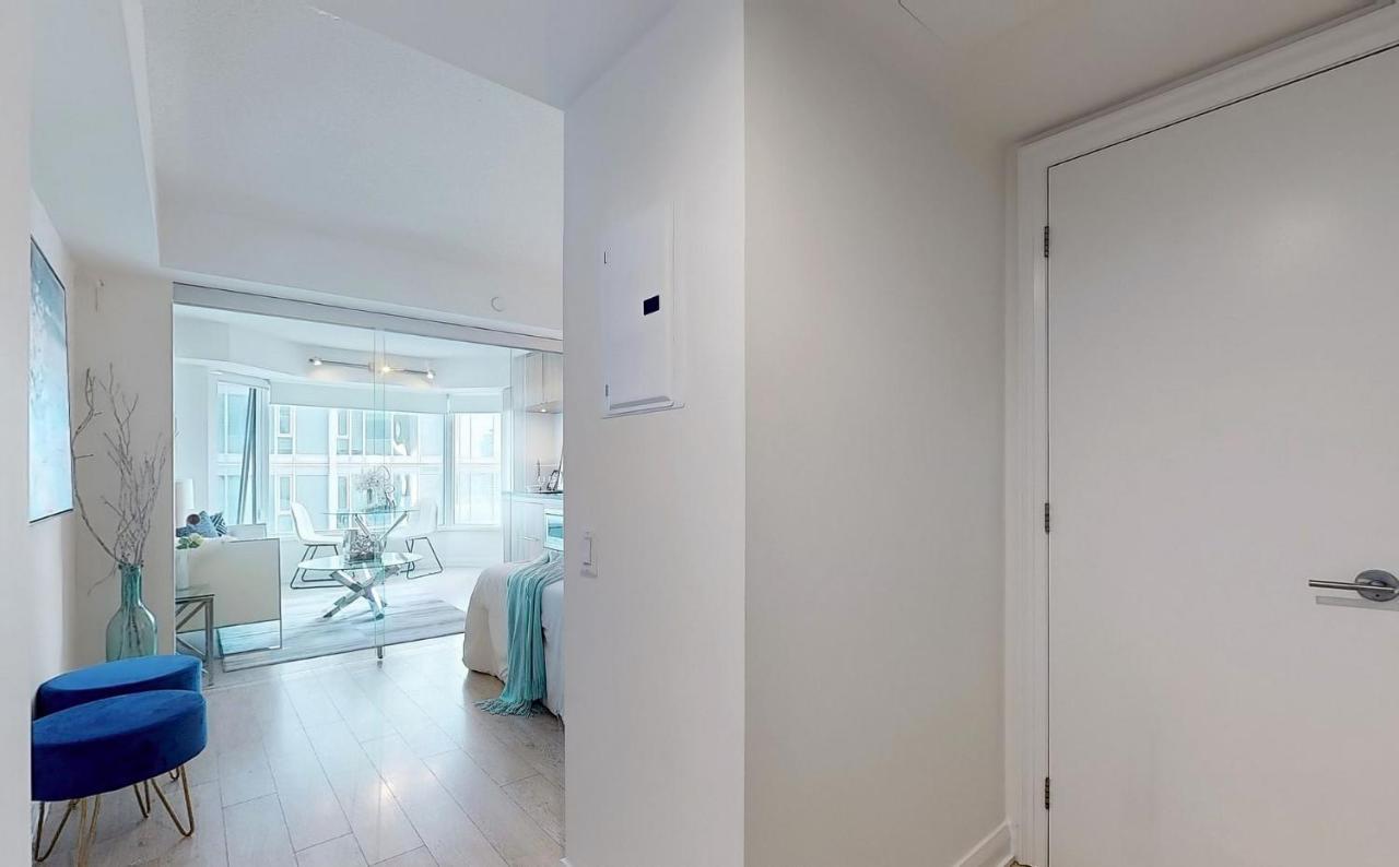 University Of Toronto Utsg Suites Экстерьер фото